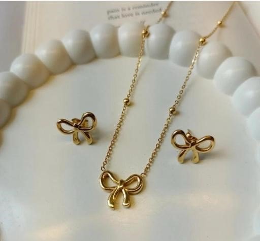 Golden Bow Charm Earrings & Necklace Set