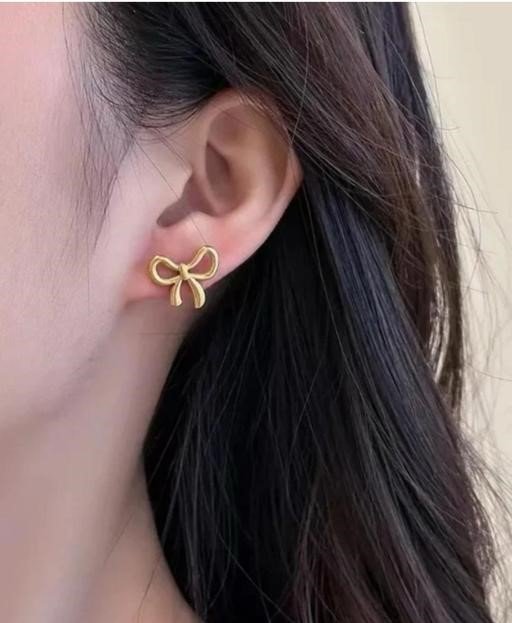 Golden Bow Charm Earrings & Necklace Set